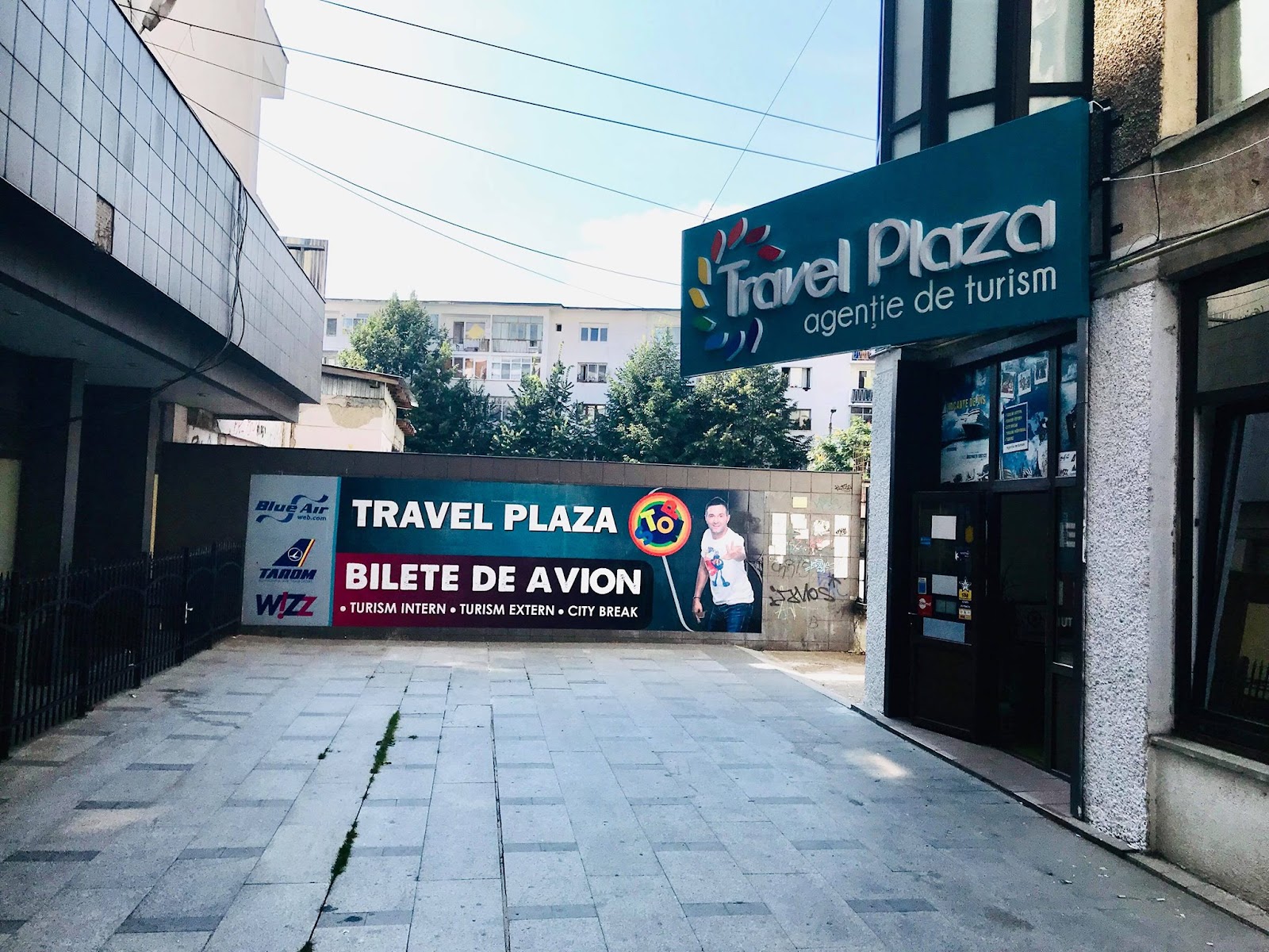 Travel Plaza