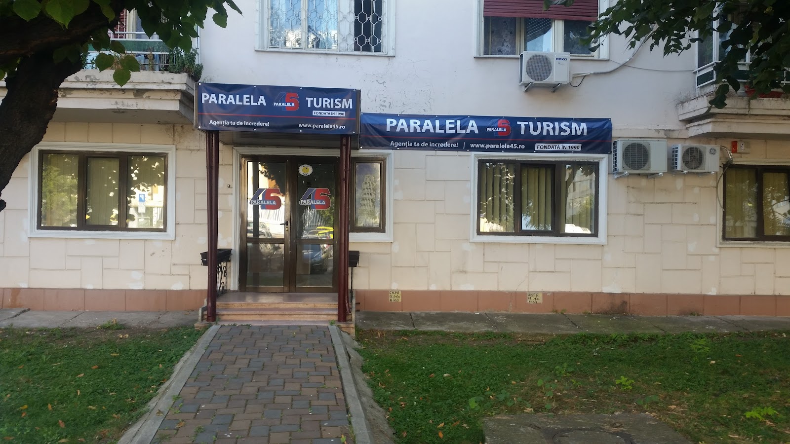 Paralela 45 | Agentie de Turism Bacău