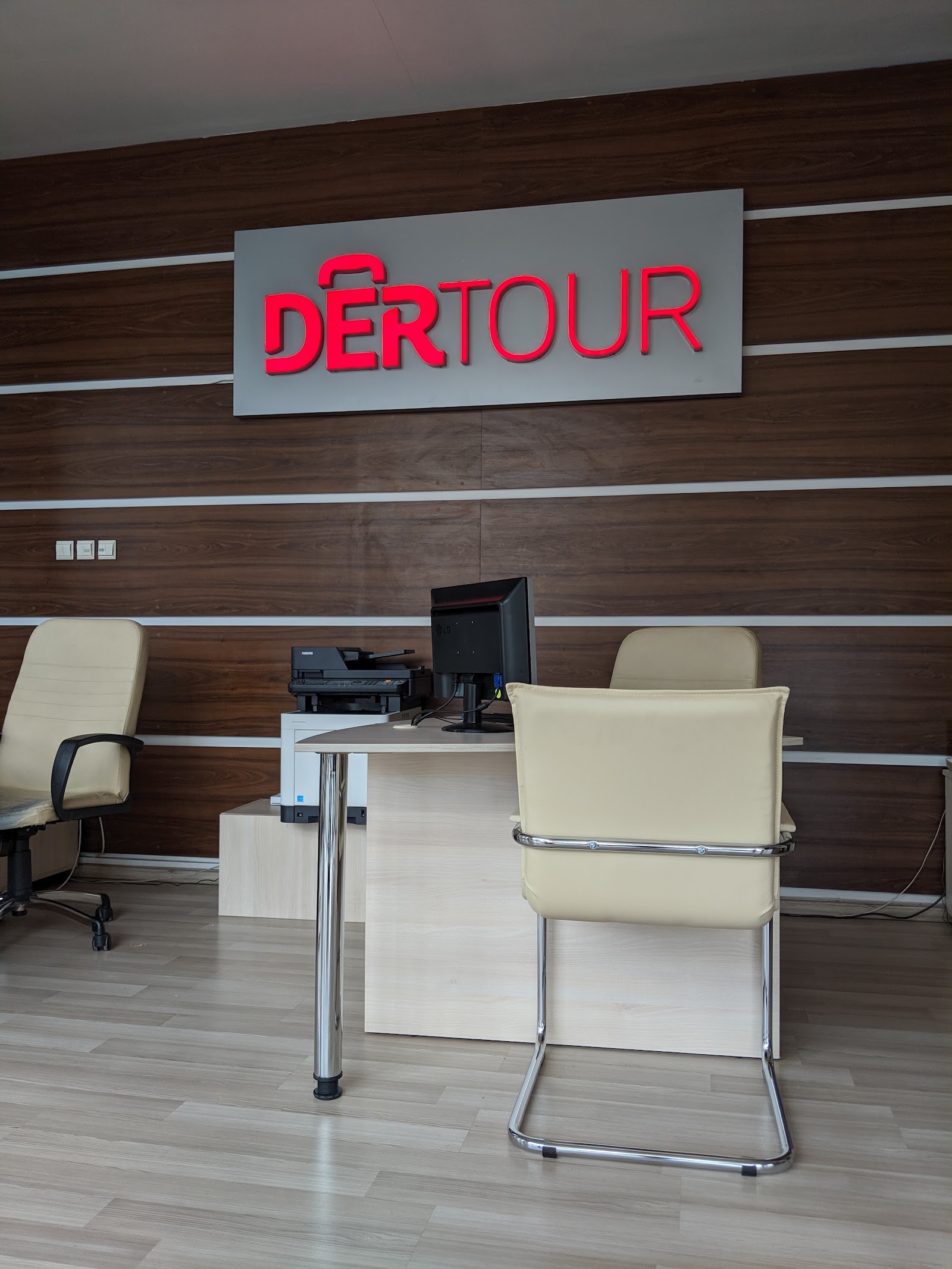 Dertour
