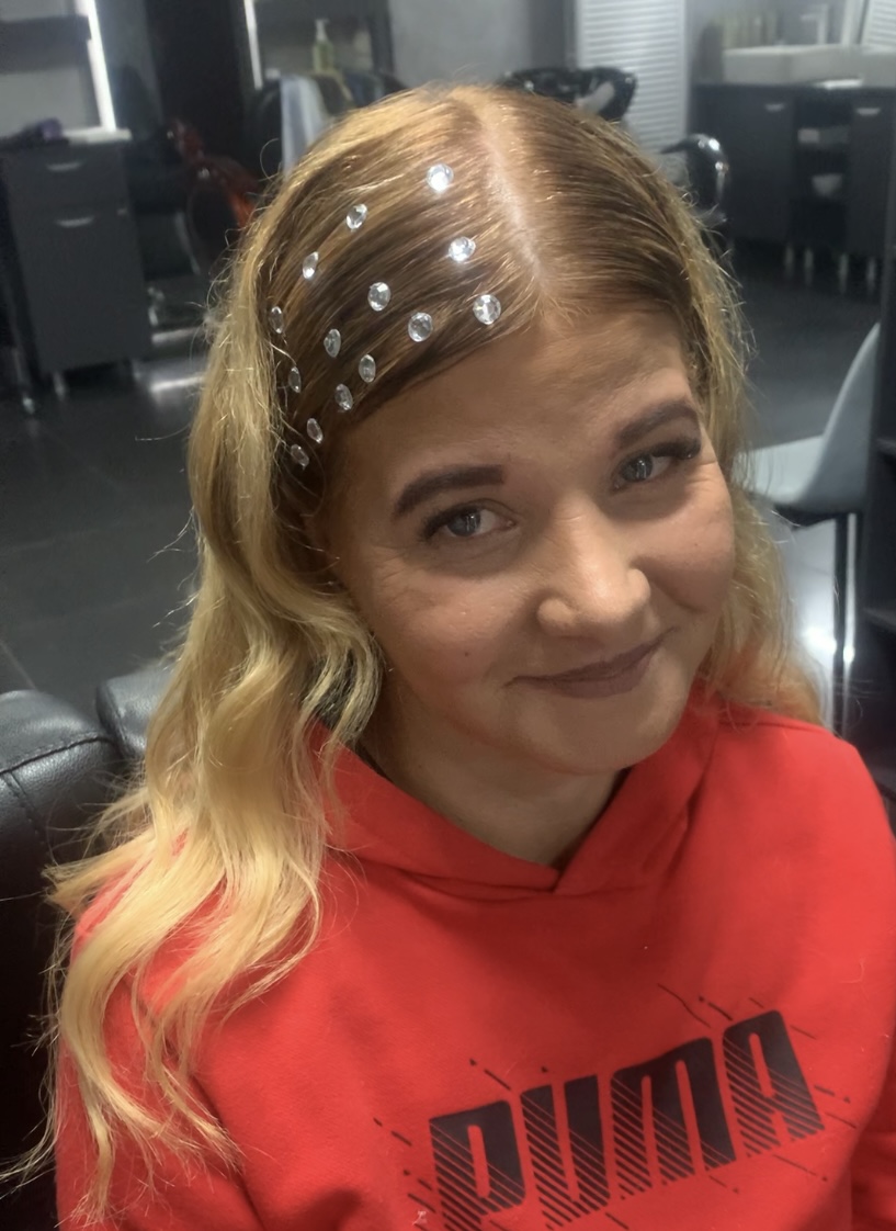 Salon Glow by Mada FRS