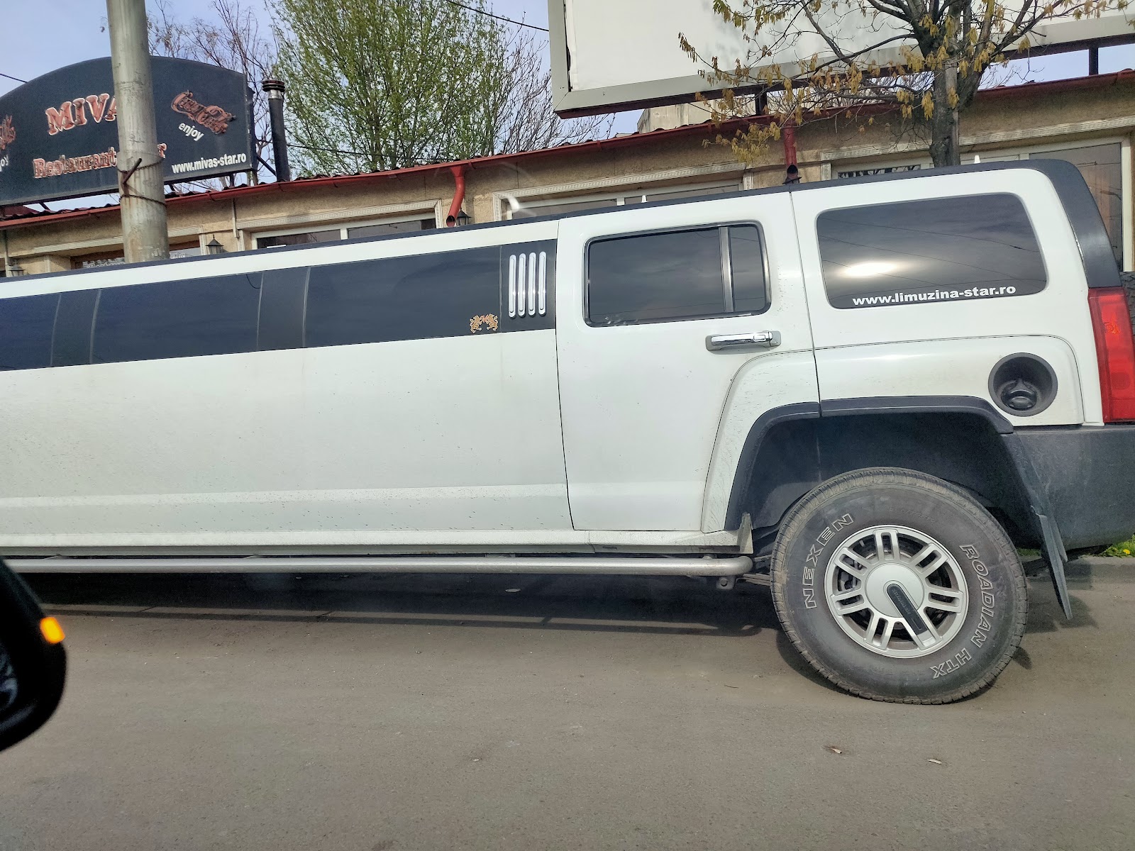 INCHIRIERI LIMUZINE - Mivas VIP Services