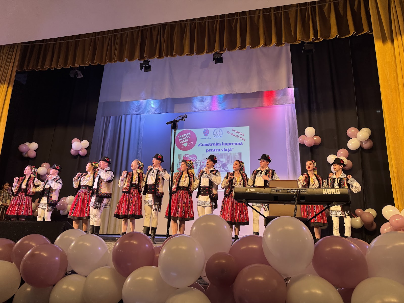 Ansamblul Folcloric “Zestrea” Bacău