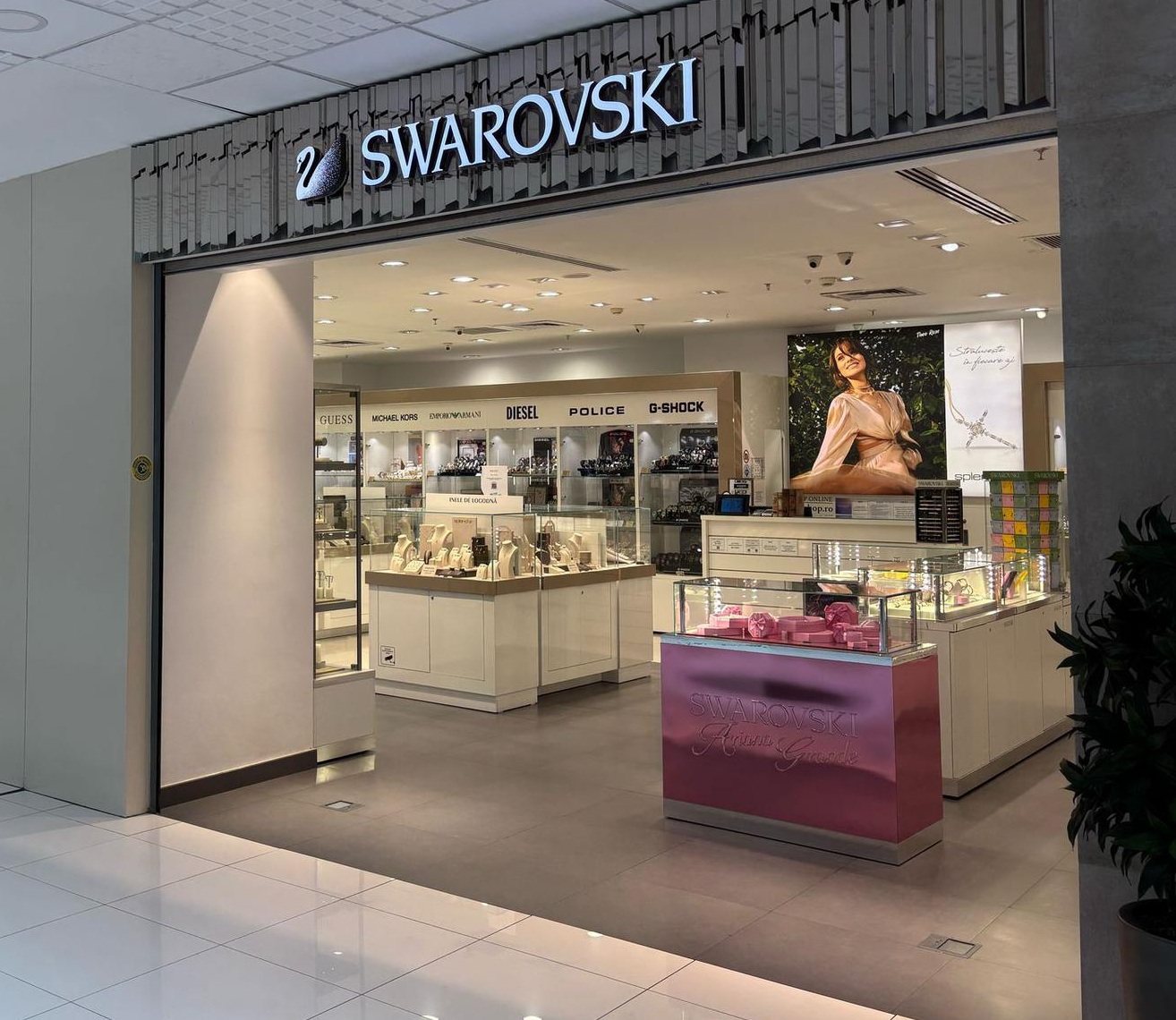 SWAROVSKI Arena Mall