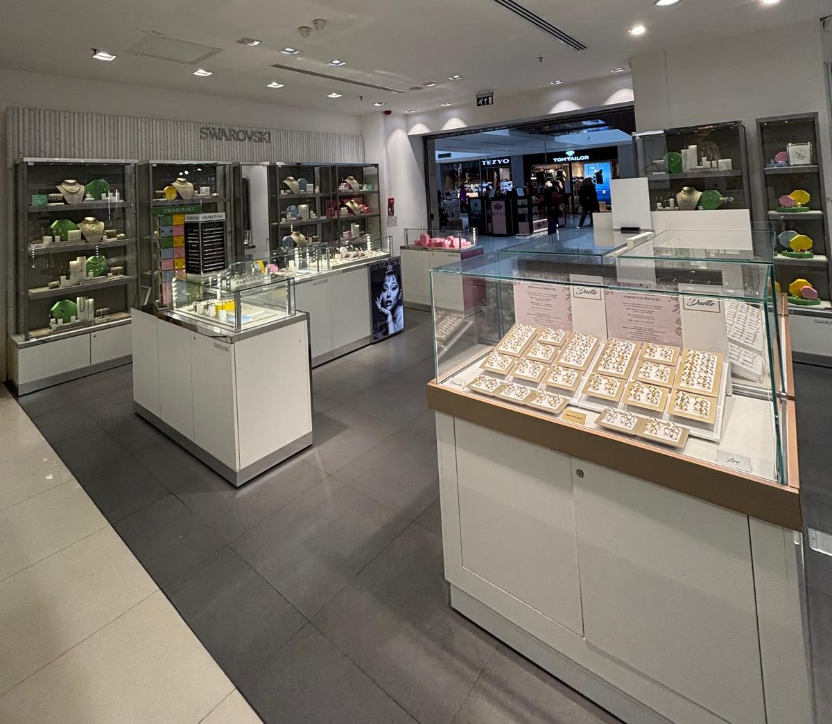 SWAROVSKI Arena Mall