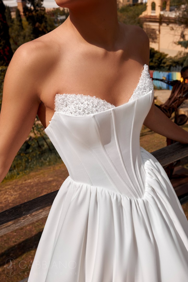 Avangarde Brides - rochii de mireasa si de seara Mori Lee