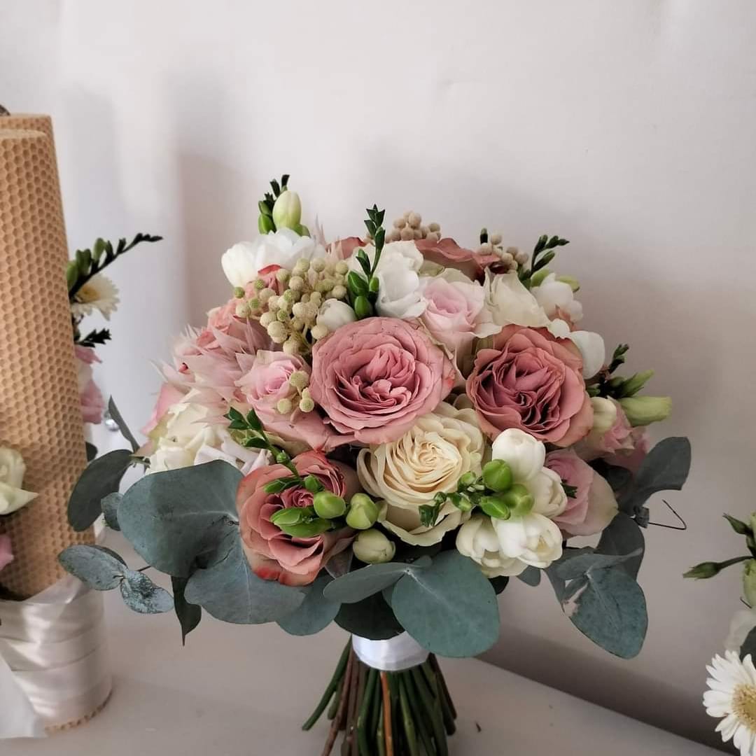 ELEGANCE DECOR