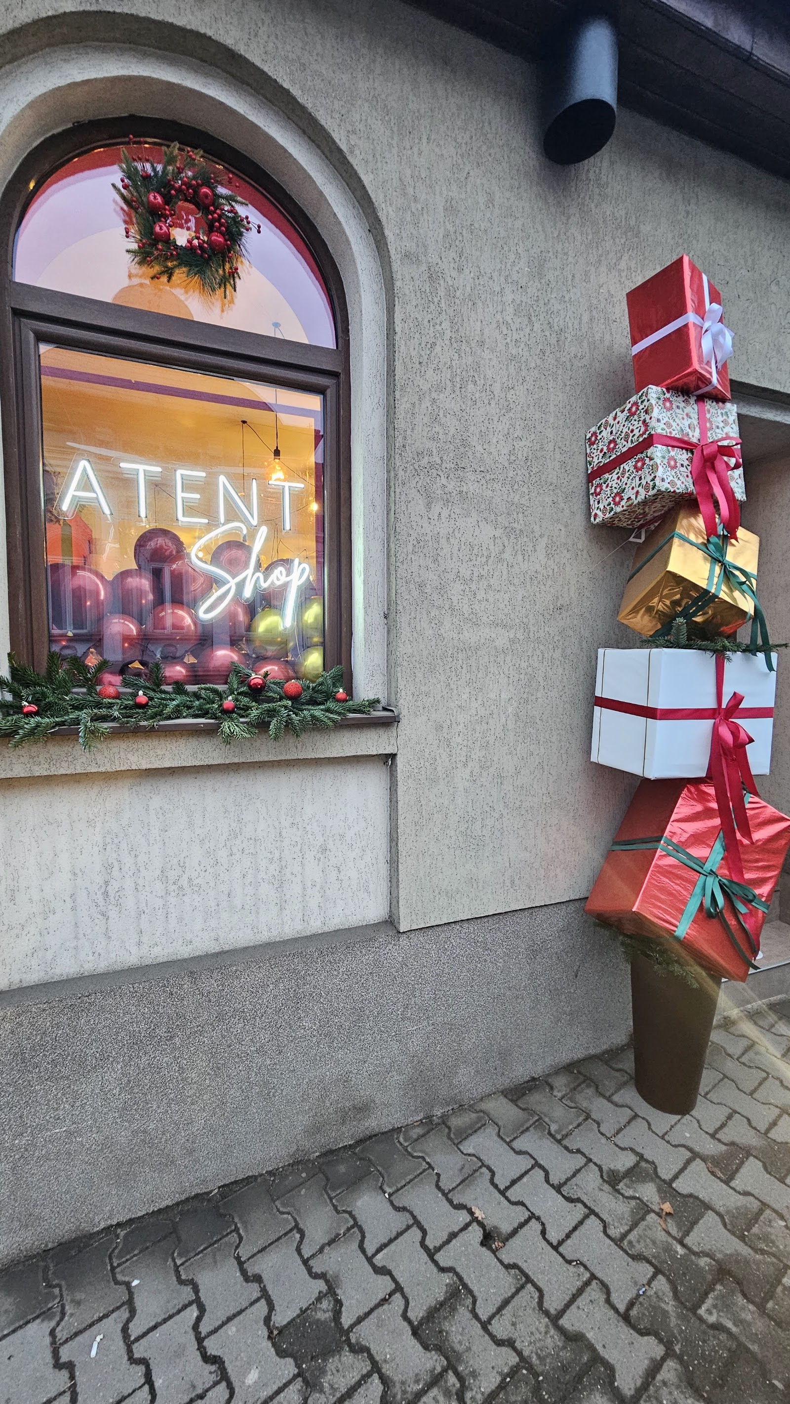 ATENT Shop & Events – Baloane cu Heliu & Articole pentru Petreceri Mureș