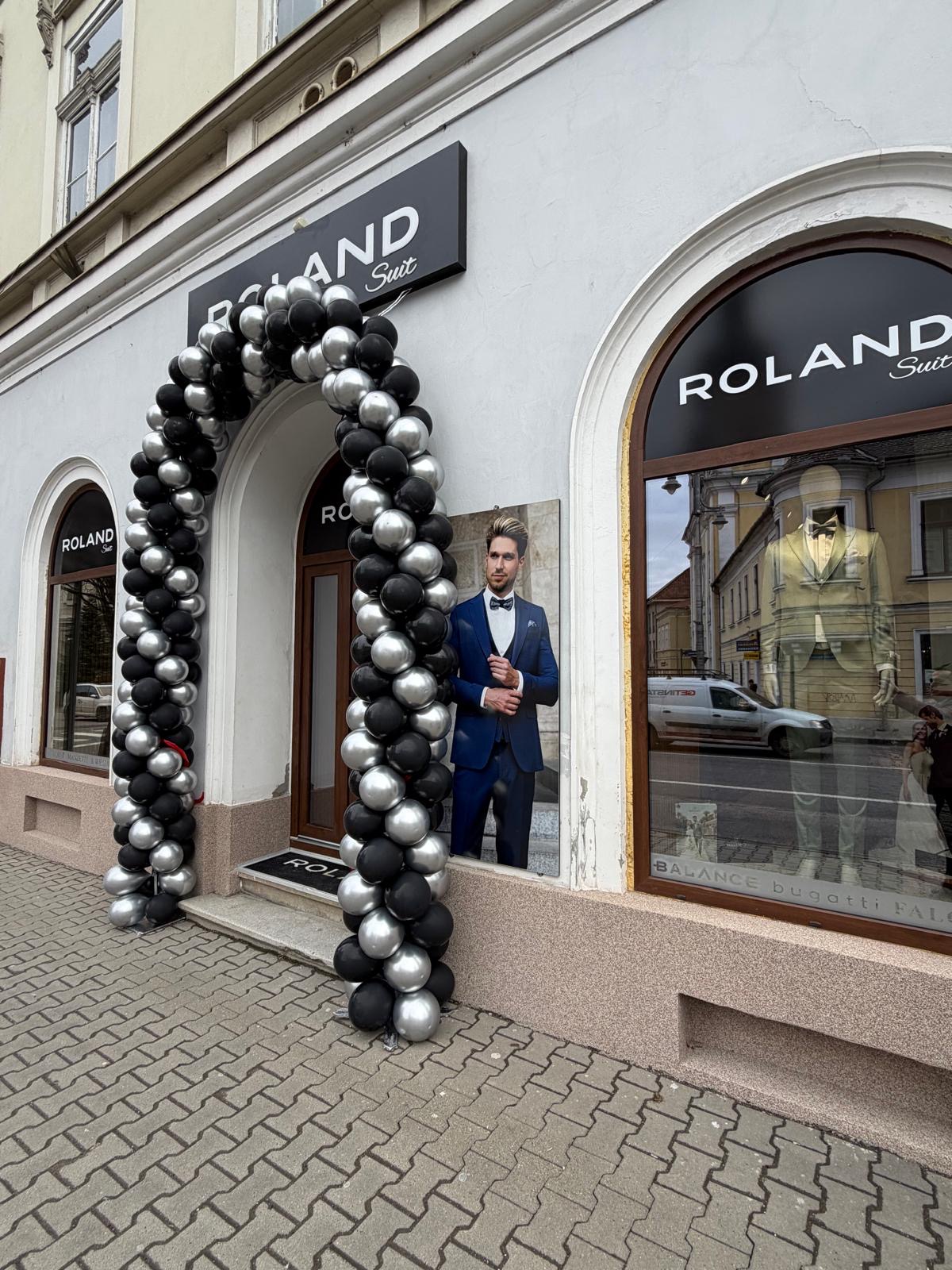 Roland Suit Targu Mures