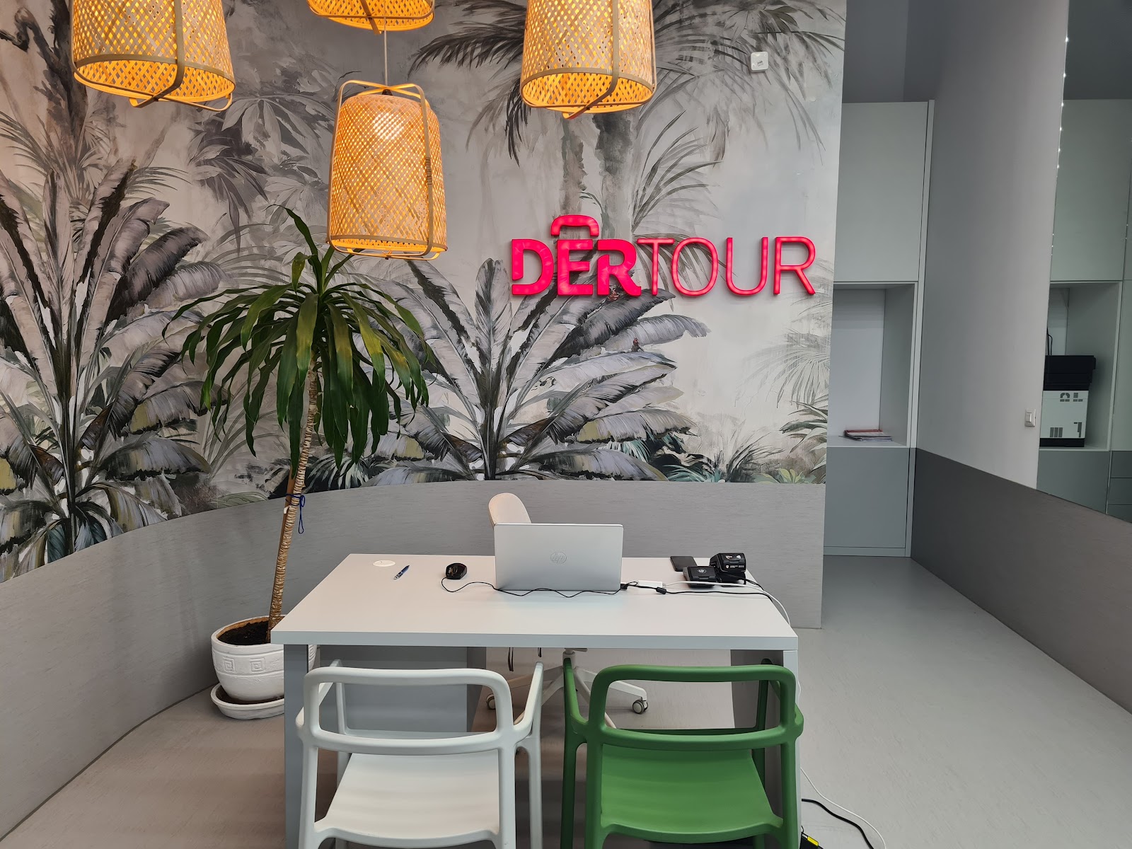 Dertour