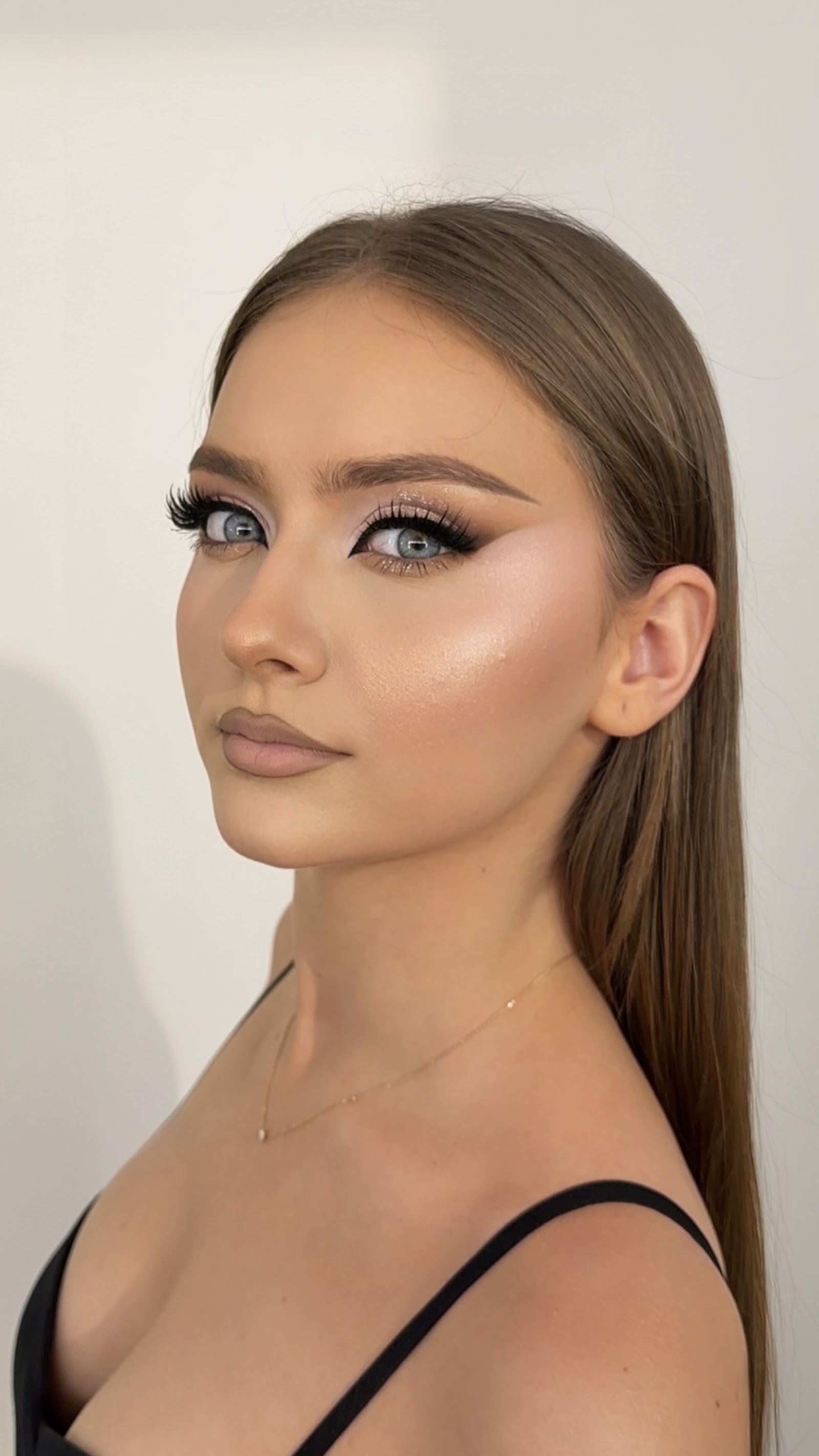 Marta Violeta Make-up Artist Mureș