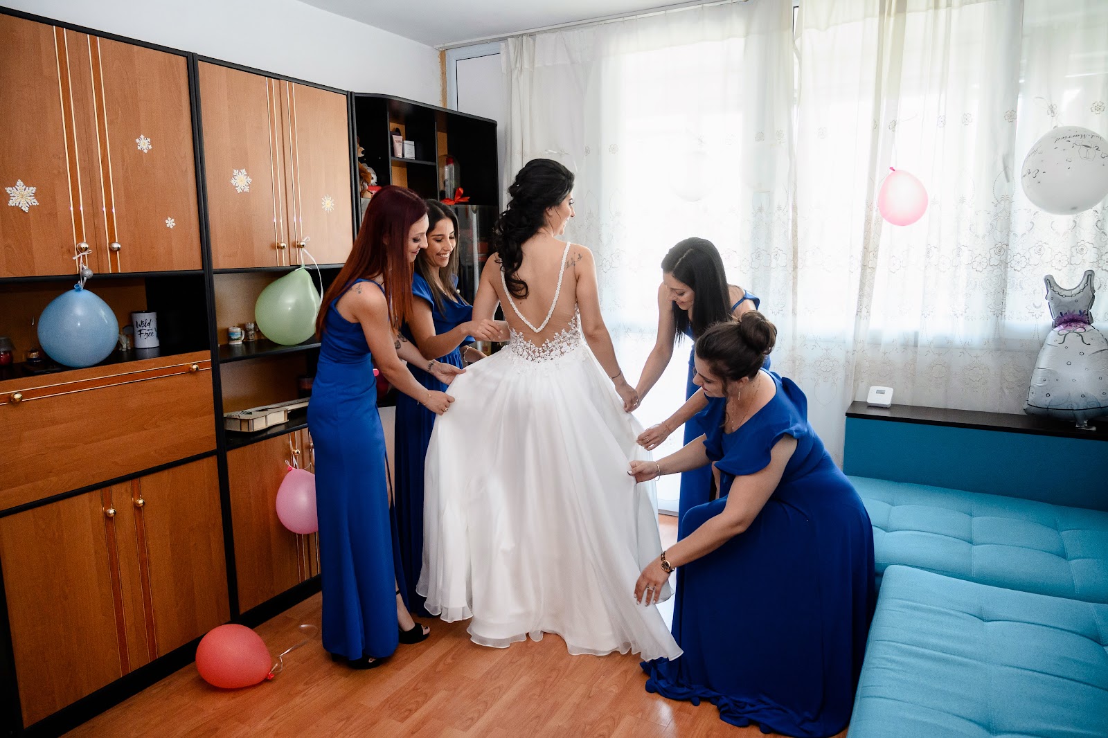 Laura Dina Bridal