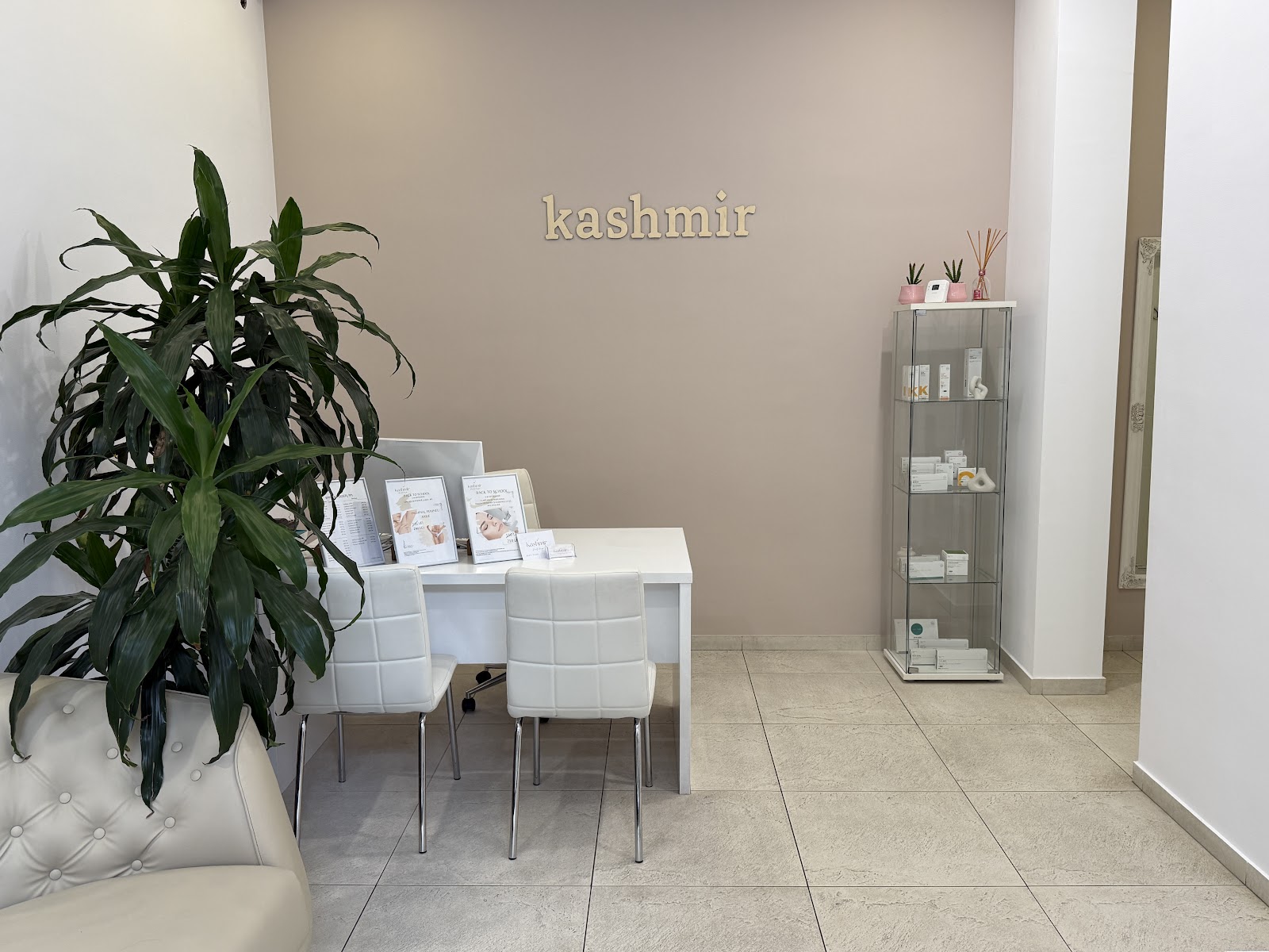 Epilare Definitivă Targu Mures, Salon de Infrumusetare | Kashmir Beauty Lounge