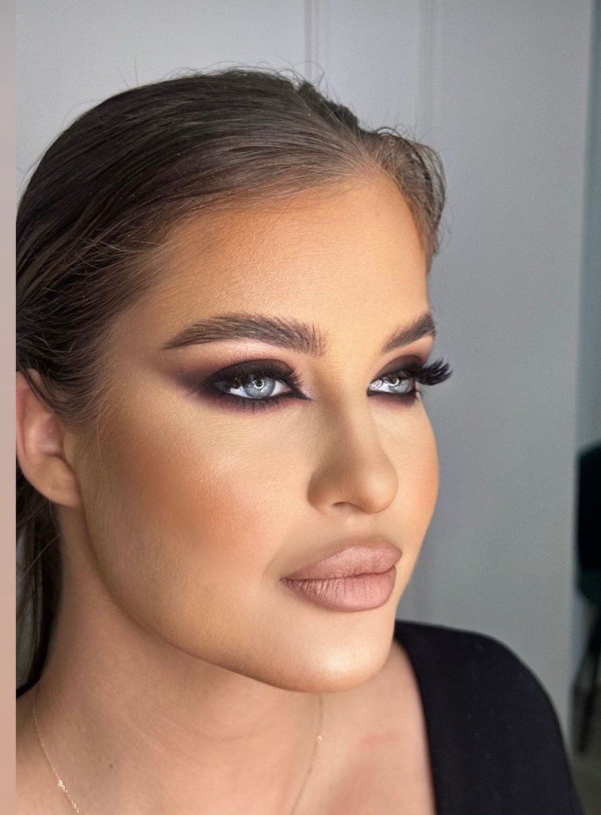 Make Up Studio by Mihaela Giurgiu