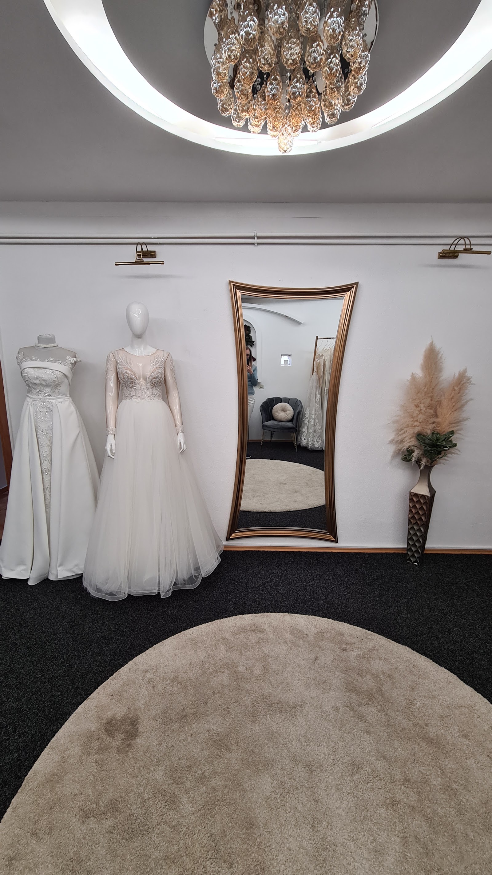 Aida Lorena Atelier - Rochii de Mireasa