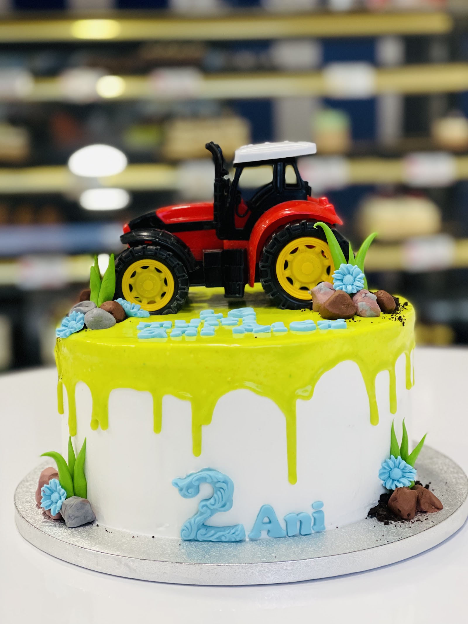 Regal Cake By Avr