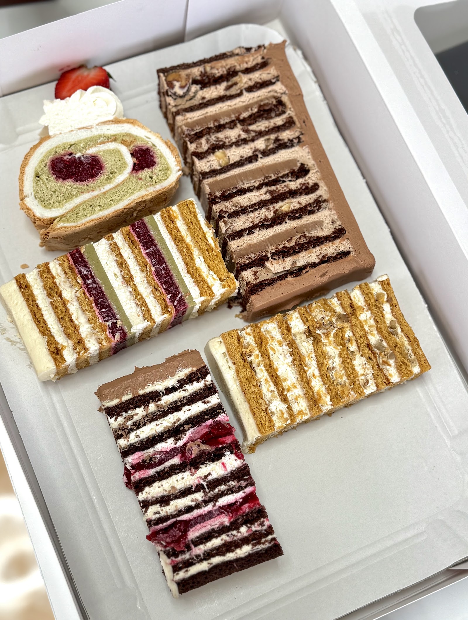 DIONIS CAKES DK