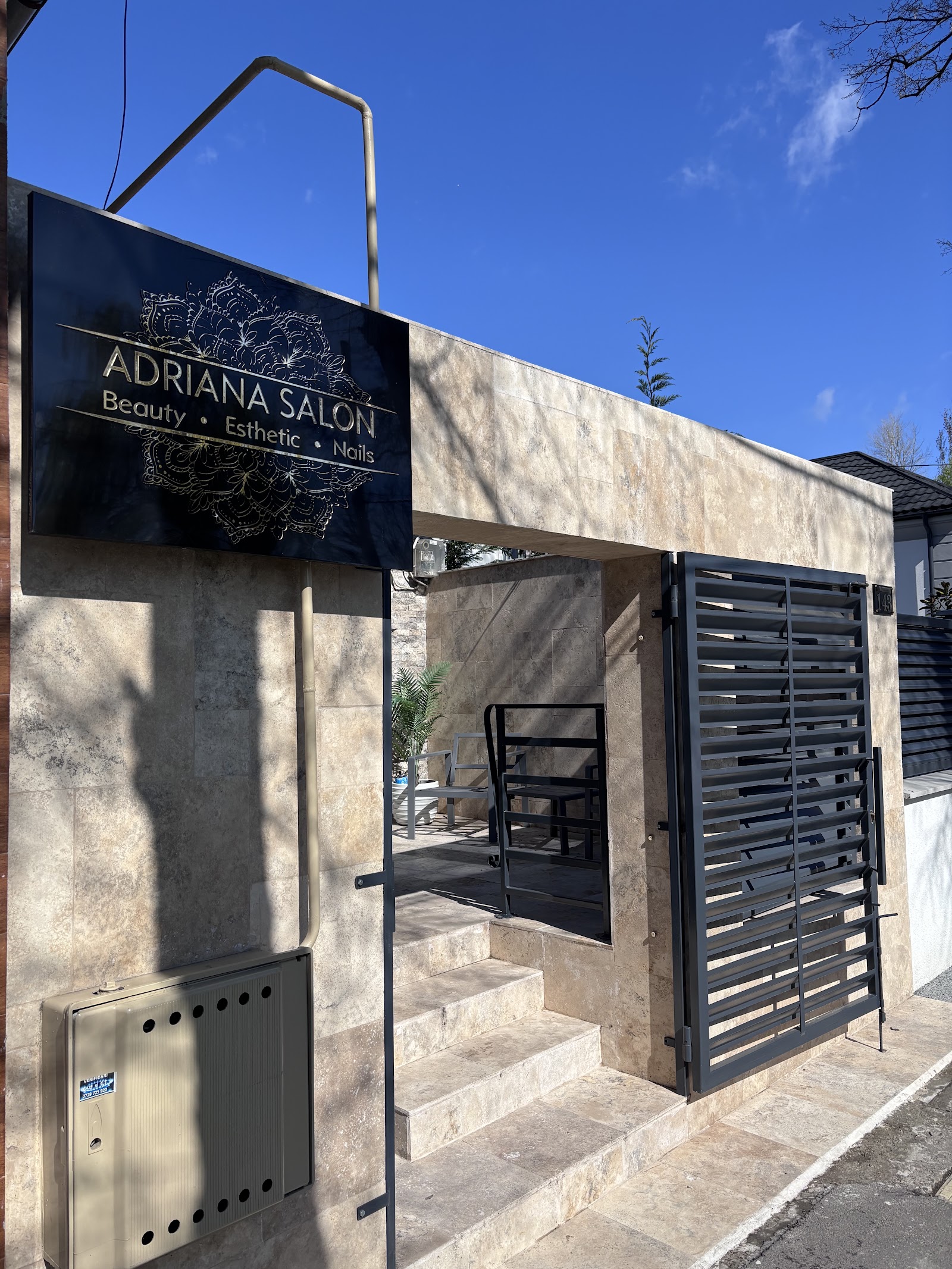 Salon Adriana