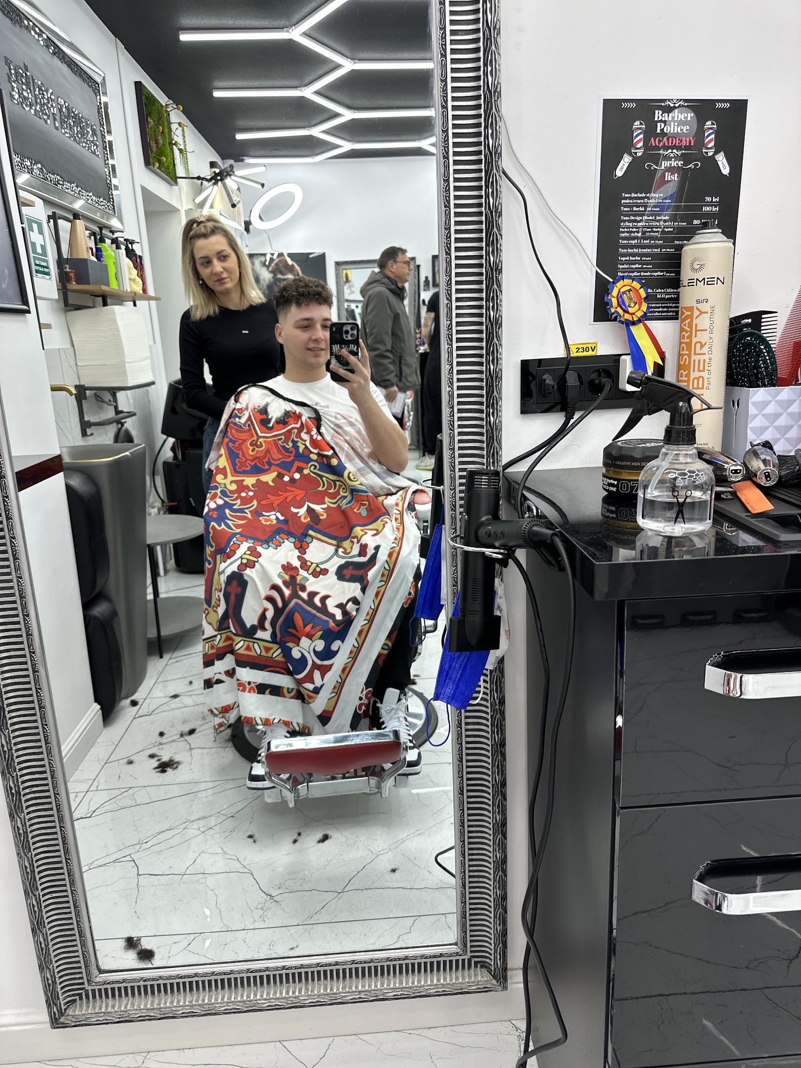Barber Police Brăila