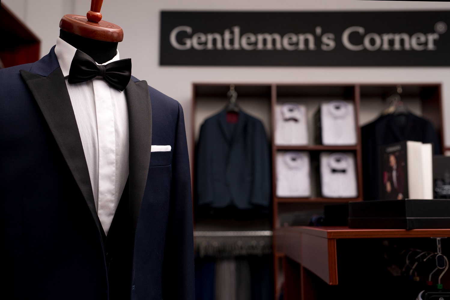 Gentlemen's Corner Store - Apaca