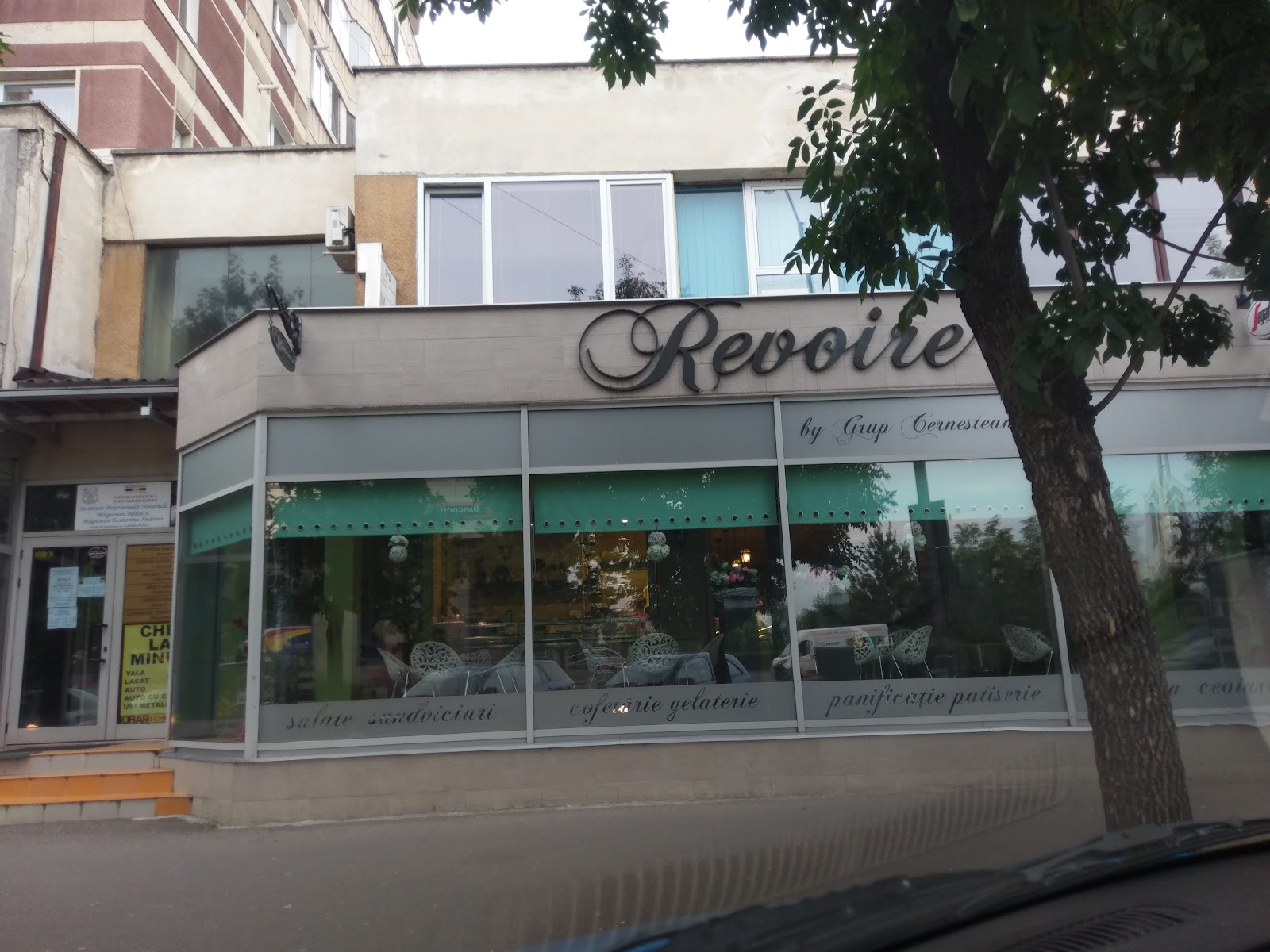 Revoire