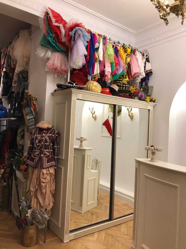 Închirieri Costume Serbare