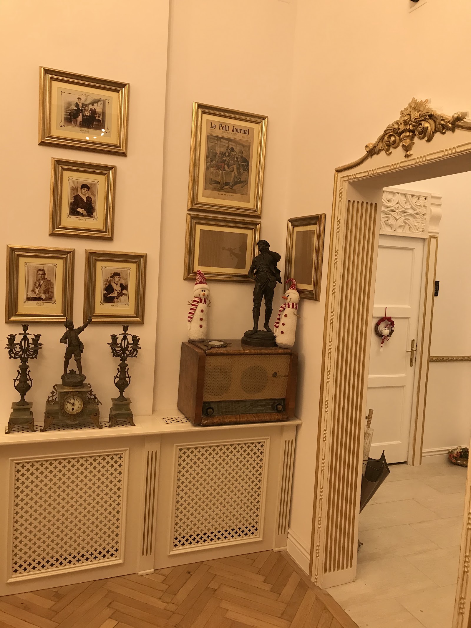 Închirieri Costume Serbare