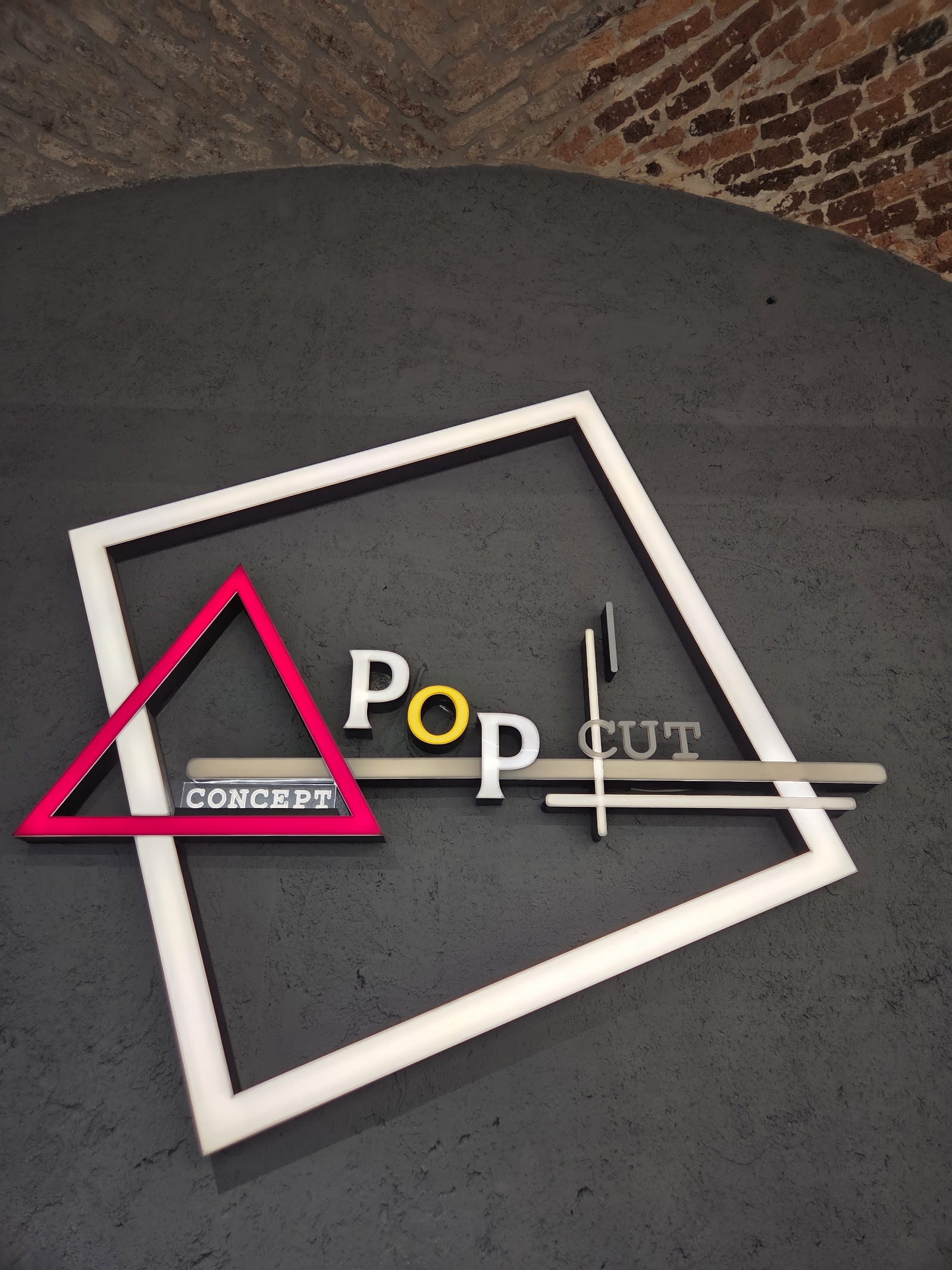 Pop Cut Concept
