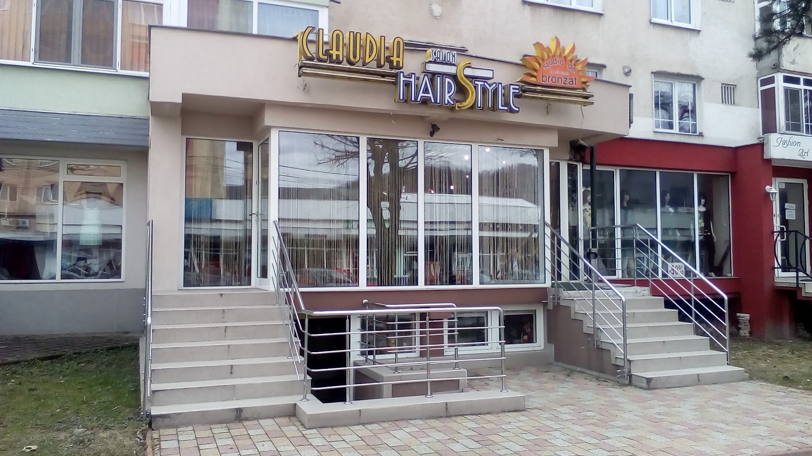 Salon Claudia ( acum : CLAUDIA Beauty Center ) - 25 de ani de experiență
