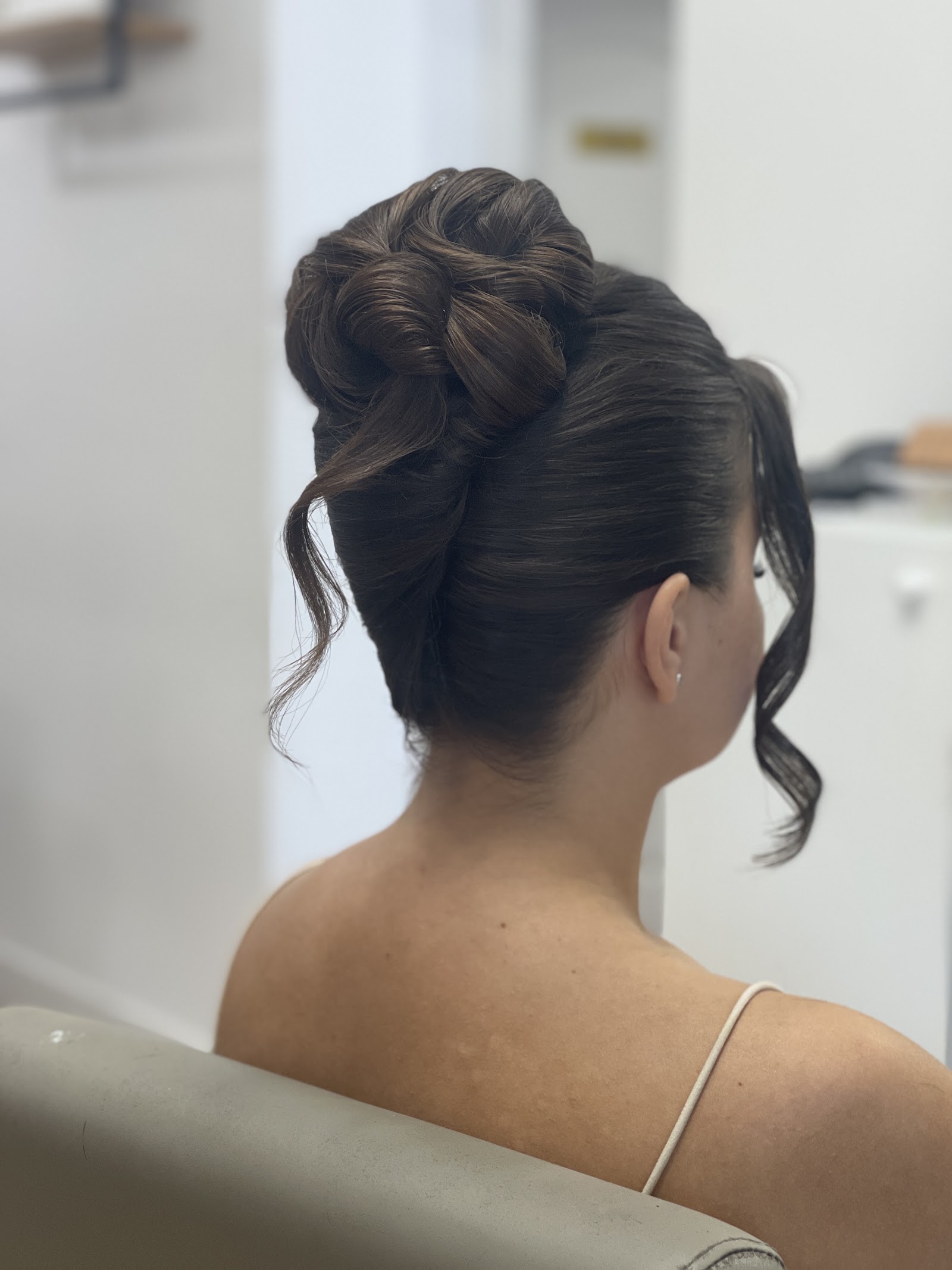 Diana Codreanu Hairstyle