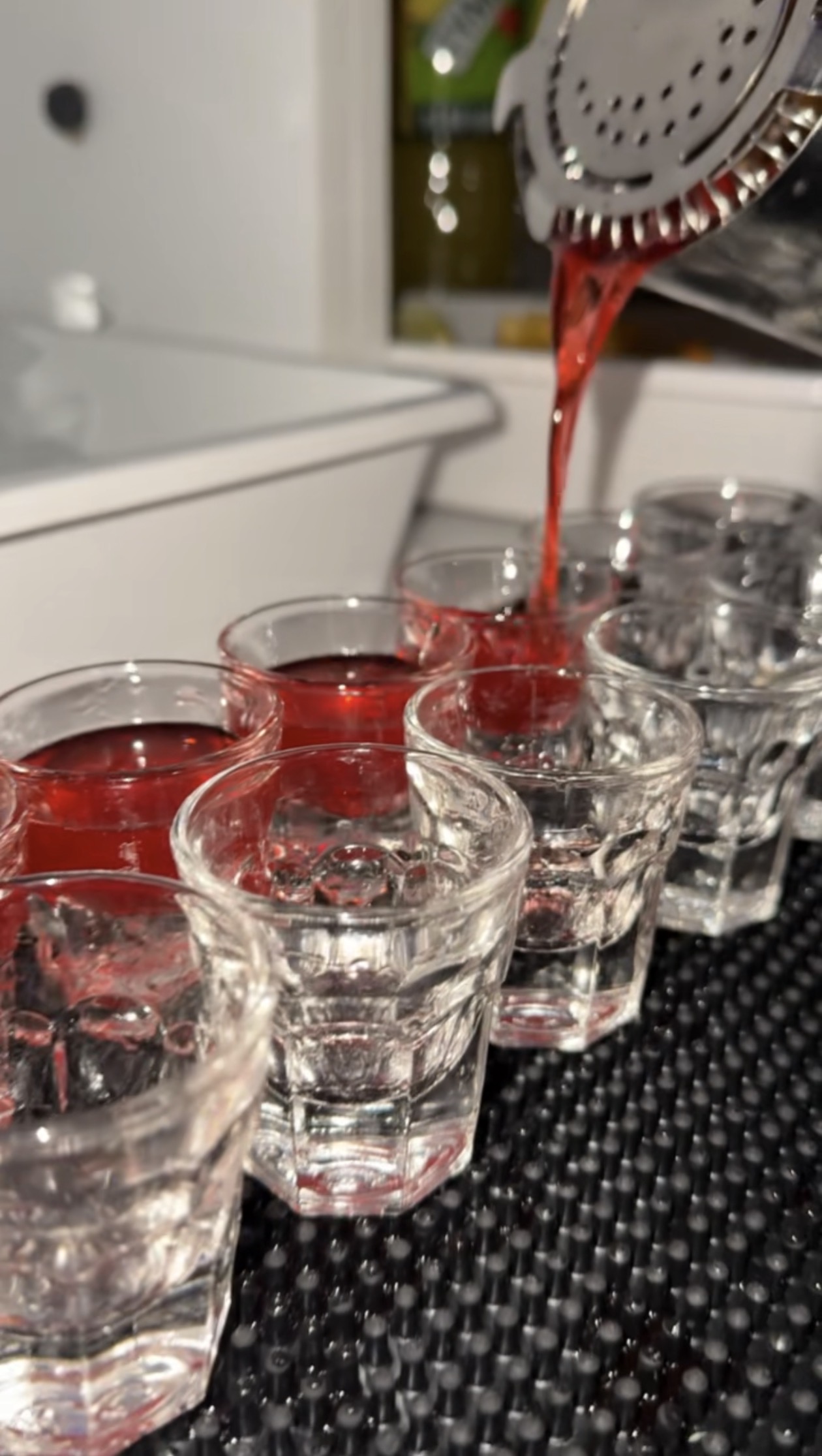 Finesse Cocktail Bar