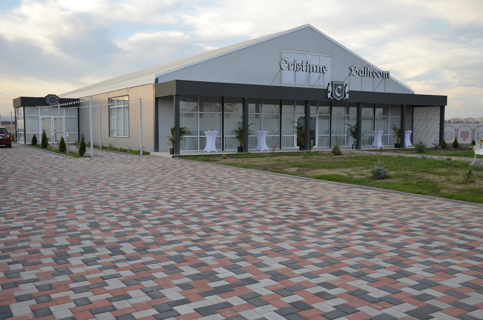 Cristinne Ballroom