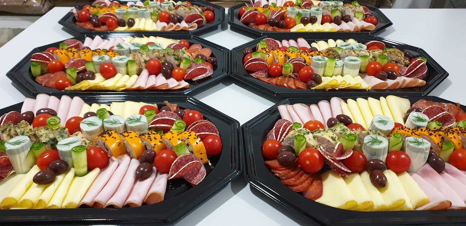 Restaurant Orhideea -Luxury /Deluxe /Queen