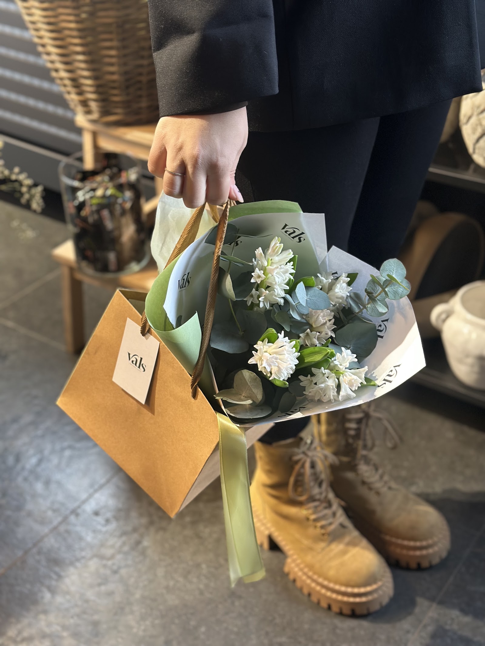 Vals Personal Florist