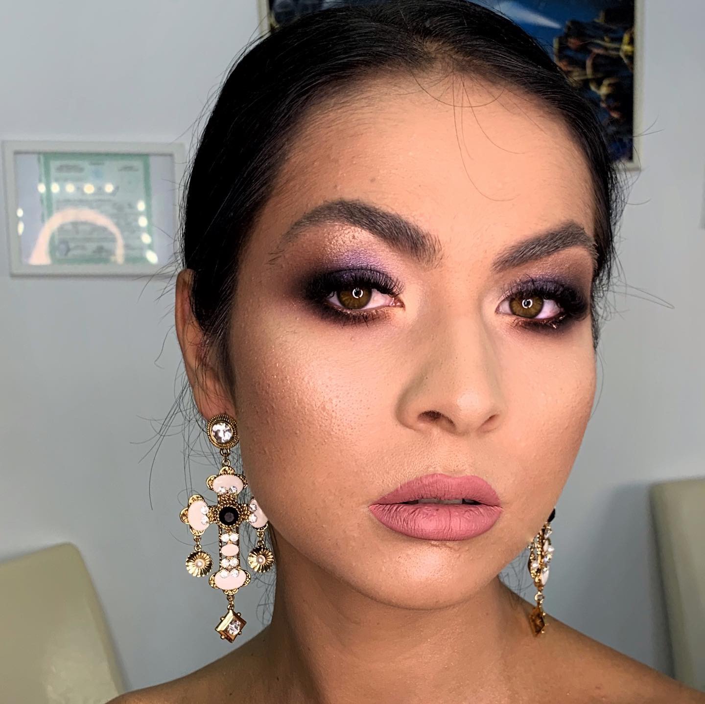 Gyu Georgiana Make-up Artist