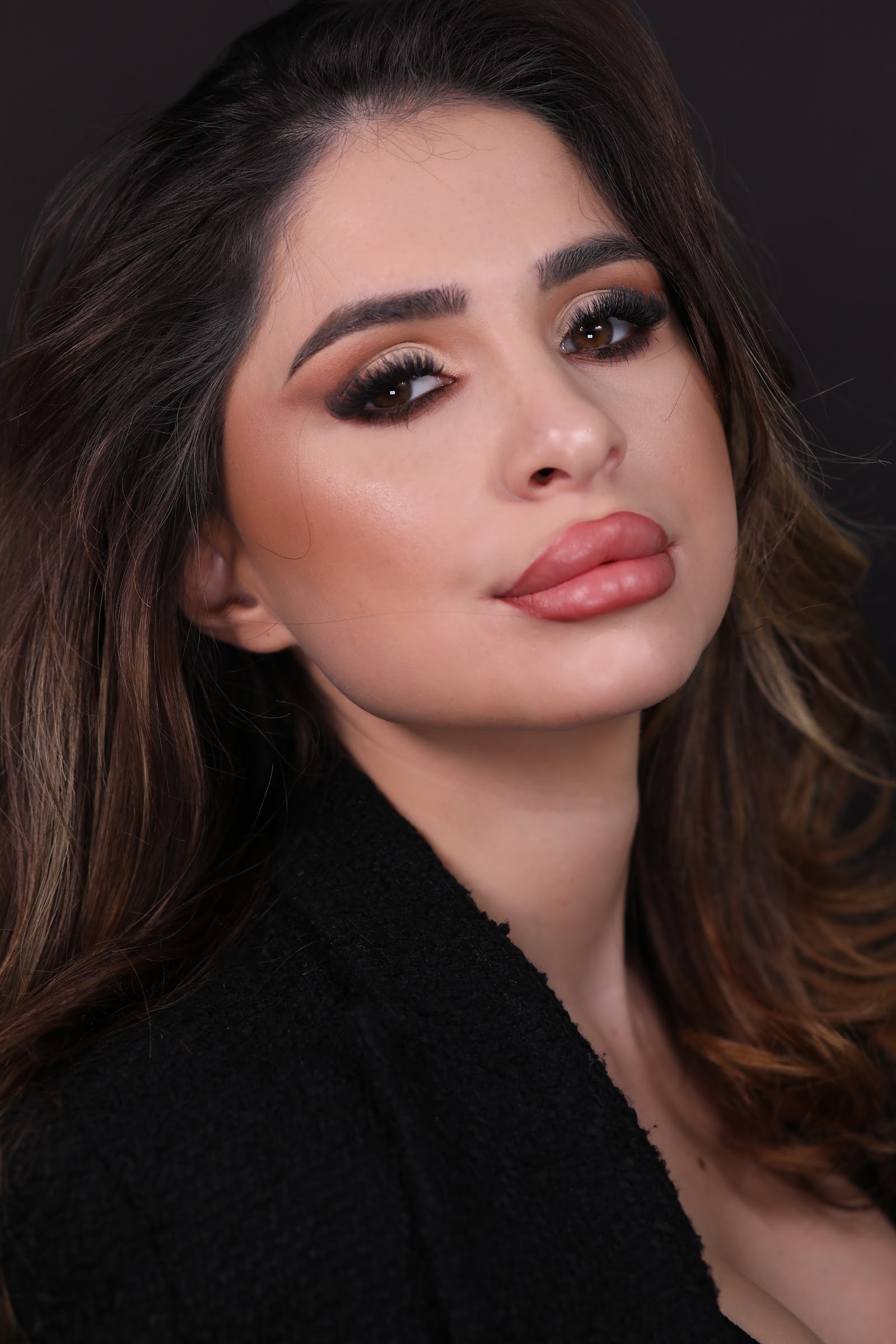 Iulia Vasilescu make-up artist & Gene fir cu fir Buzau