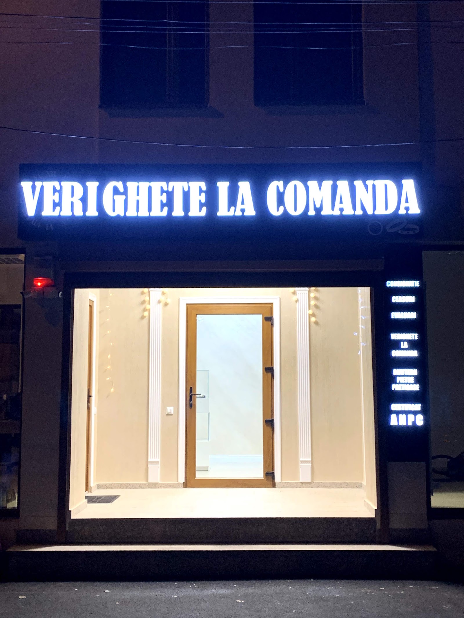 Crisandra Bijou-Verighete la Comanda