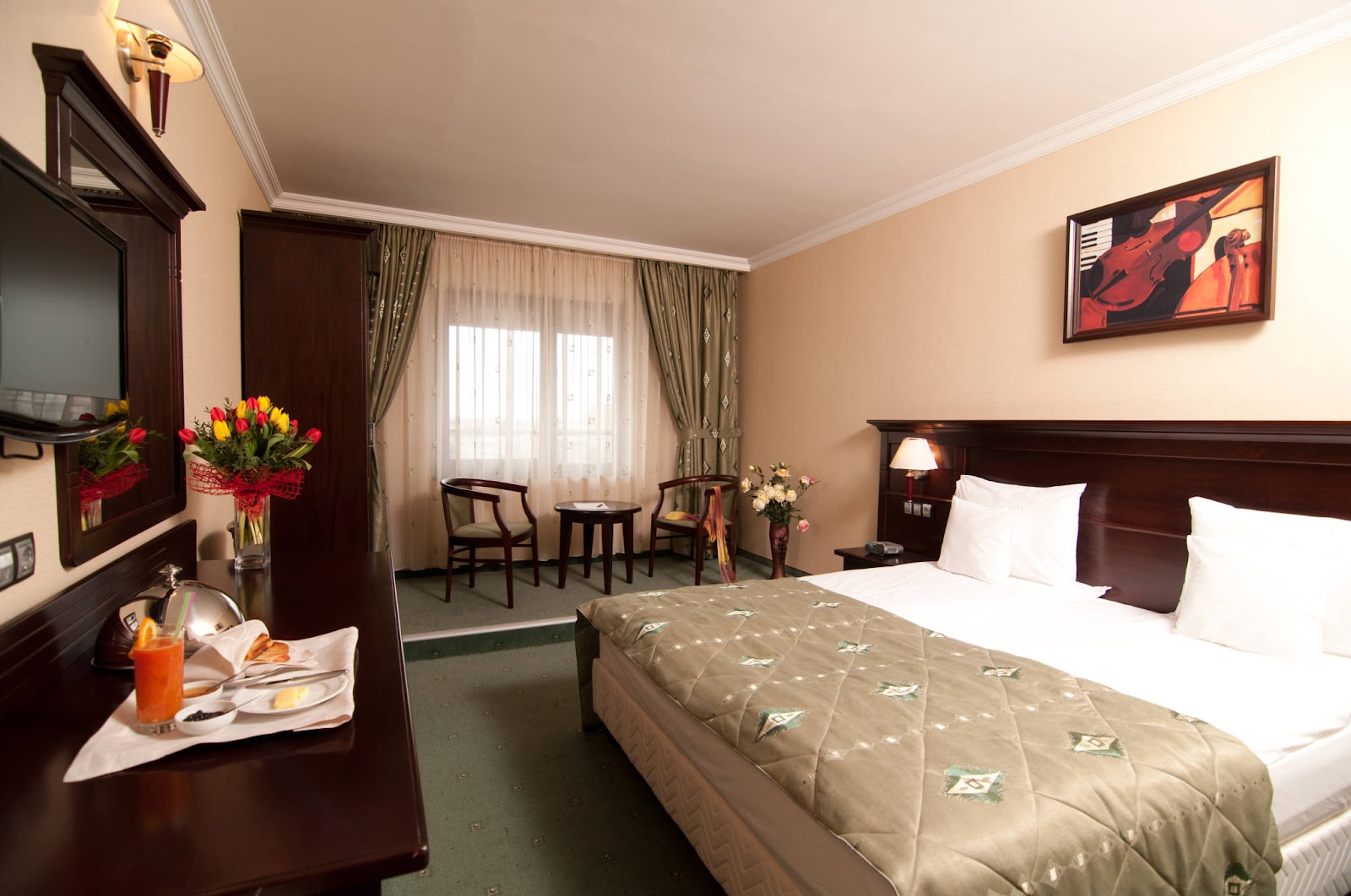 Hotel Rapsodia